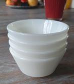 4 vintage schaaltjes wit geperst glas, Antiek en Kunst, Ophalen of Verzenden