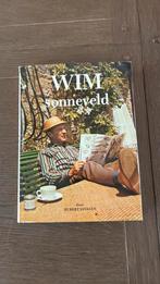 Wim Sonneveld door Hubert Janssen uit 1975, Ophalen of Verzenden, Gelezen