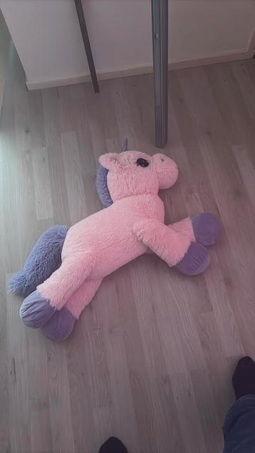 Unicorn knuffel beschikbaar voor biedingen