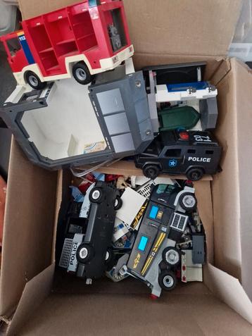 Playmobiel Doos: Politiebureau & Voertuigen beschikbaar voor biedingen