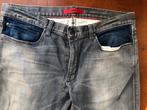 Heren jeans merk Hugo Boss ongeveer maat W34.  Kleur grijs., Gedragen, Grijs, Ophalen of Verzenden, Hugo Boss