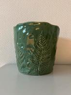 Groene Bloempot met Winterse Details, Huis en Inrichting, Aardewerk of Porselein, Ophalen of Verzenden, Zo goed als nieuw, Minder dan 50 cm