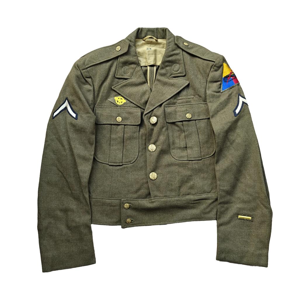 WWII US Ike Jacket Armored Division Tailored, Verzamelen, Militaria | Tweede Wereldoorlog, Ophalen of Verzenden, Amerika, Embleem of Badge