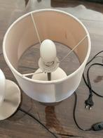 Set van 2 witte tafellampen, Huis en Inrichting, Lampen | Tafellampen, Ophalen, Zo goed als nieuw, Metaal, Minder dan 50 cm
