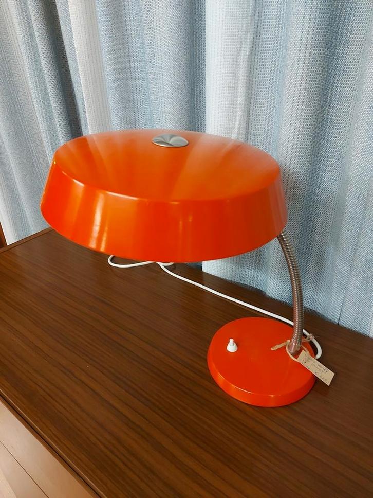 Vintage bureaulamp Veb Narva Leuchtenbau space age lamp, Huis en Inrichting, Lampen | Tafellampen, Zo goed als nieuw, Minder dan 50 cm