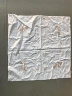 antiek borduurwerk floraal vogels, Ophalen of Verzenden