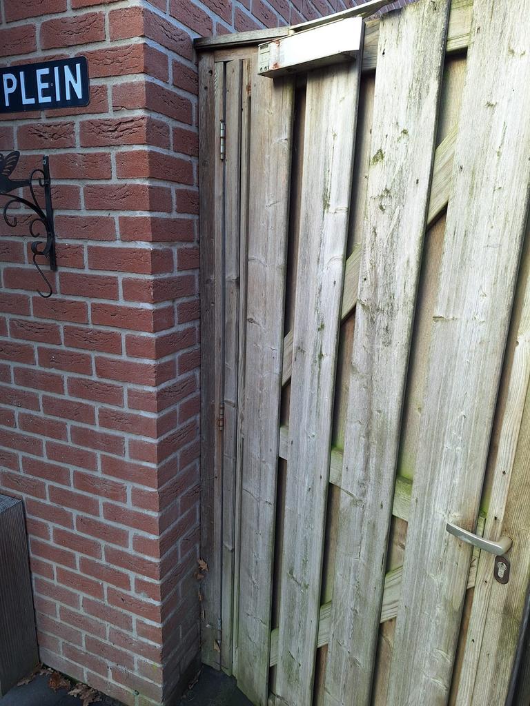 Houten poorten: enkele en dubbele, Minder dan 3 meter, Ophalen of Verzenden, Hout, 1 tot 2 meter