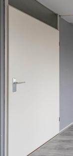 Binnendeur 202 x 75 cm met beslag, Doe-het-zelf en Verbouw, Deuren en Horren, Kunststof, Gebruikt, Minder dan 80 cm, Binnendeur