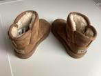 UGGS Meisjes winterlaarsjes maat 25, Kinderen en Baby's, Kinderkleding | Schoenen en Sokken, UGG, Meisje, Ophalen of Verzenden