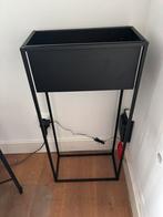 Plantenbak zwart metaal, Ophalen, Gebruikt, Binnen, Metaal
