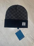 Zwarte lv muts, Kleding | Heren, Mutsen, Sjaals en Handschoenen, Nieuw, Overige maten, Ophalen of Verzenden, Louis Vuitton