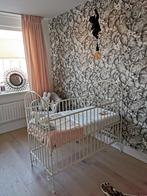 Verstelbaar gietijzeren baby ledikant, Kinderen en Baby's, Ophalen, Gebruikt, Ledikant