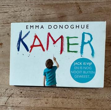 Emma Donoghue - Kamer - Dwarsligger beschikbaar voor biedingen