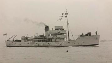 Royal Navy  marine  DAMSAY  foto 1950 beschikbaar voor biedingen