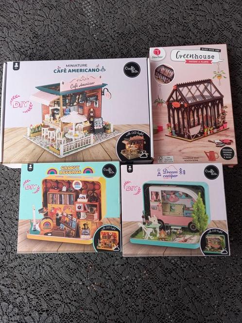 4 diy pakketten camper cafe americano, Hobby en Vrije tijd, Modelbouw | Figuren en Diorama's, Zo goed als nieuw, 1:50 of kleiner