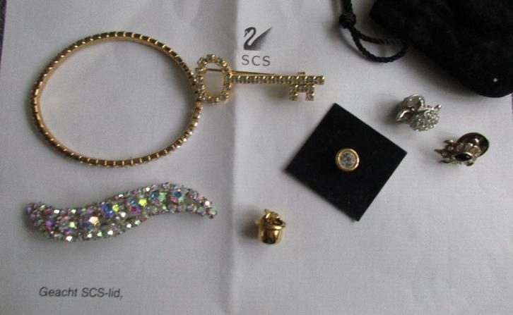 Div Swarovski : 2 x broche - 2 Pin Schildpad - armband -Pin, Verzamelen, Swarovski, Nieuw, Figuurtje, Ophalen of Verzenden