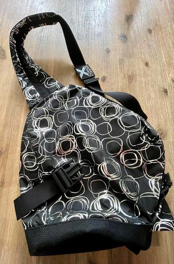 Over X Schoudertas / Sling Bag beschikbaar voor biedingen