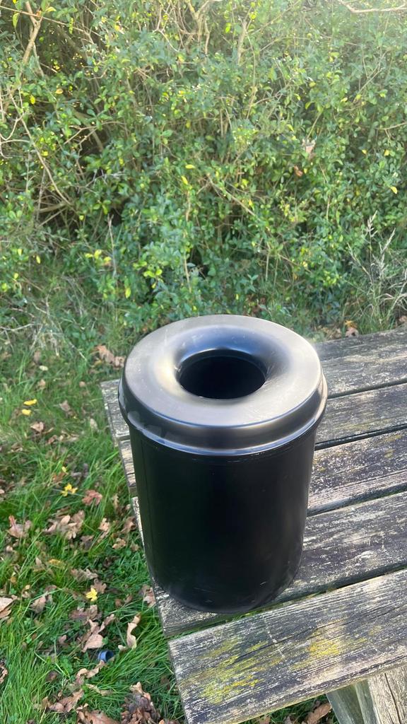 vlamdovende prullenbak, Ophalen, Gebruikt, Z, X