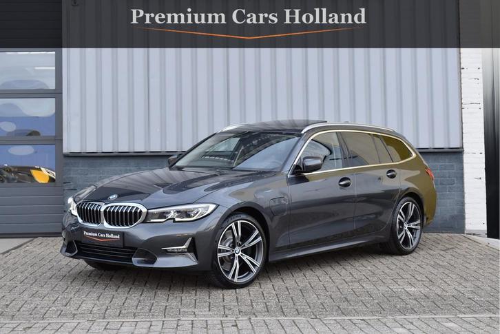 BMW 3 Serie Touring 330e xDrive 292 Pk Pano Navi Keyless Vol, Auto's, BMW, Bedrijf, Te koop, 3-Serie, 4x4, ABS, Achteruitrijcamera