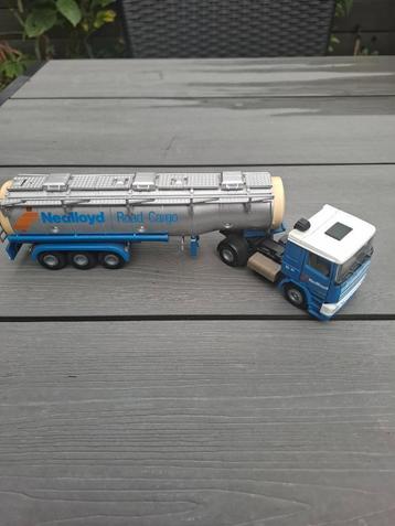 Tekno Nedlloyd Road Cargo DAF 95+ tanktrailer beschikbaar voor biedingen