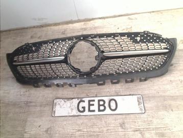 GRILLE Mercedes-Benz A (177.0) (01-2018/10-2020) beschikbaar voor biedingen
