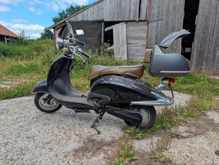 TEAB: Guewer ZWD2000 electric retro scooter, Fietsen en Brommers, Snorfietsen en Snorscooters, Gebruikt, Overige merken, Elektrisch