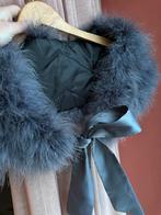 Trouw boa / bontje grijs, Kleding | Dames, Ophalen of Verzenden, Nieuw, Grijs, Accessoires