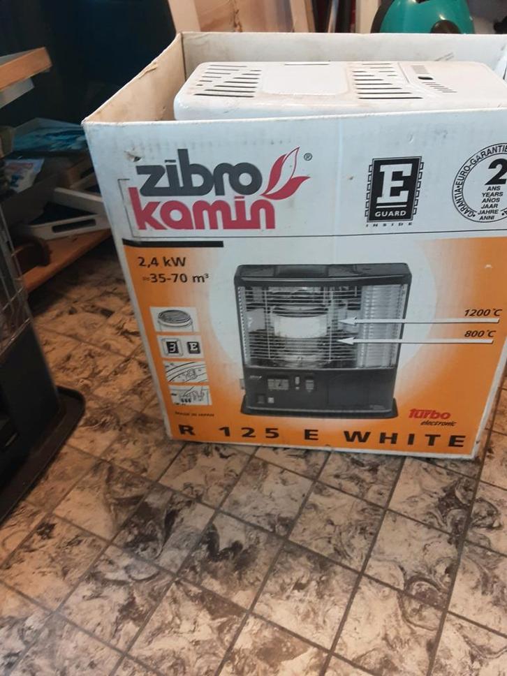 Zibro Kamin Petroleumkachel R 125 E White, Huis en Inrichting, Kachels, Gebruikt, Vrijstaand, Petroleumkachel, Overige brandstoffen