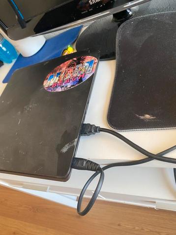 Ps4 slim beschikbaar voor biedingen