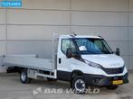 Iveco Daily 35C18 3.0L Automaat 2025 model Open laadbak Navi, Auto's, Bestelauto's, Automaat, Euro 6, 4 cilinders, Iveco