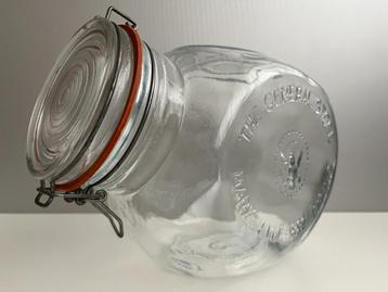 Grote glazen vintage voorraadpot 1971 beschikbaar voor biedingen