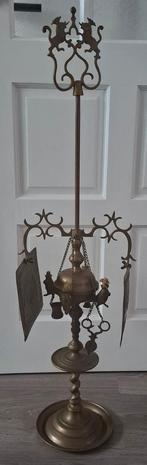 Antieke olielamp van messing, Antiek en Kunst, Ophalen, Koper of Brons