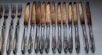 Antiek dessert bestek zilver messing 19e eeuw Frankrijk  beschikbaar voor biedingen