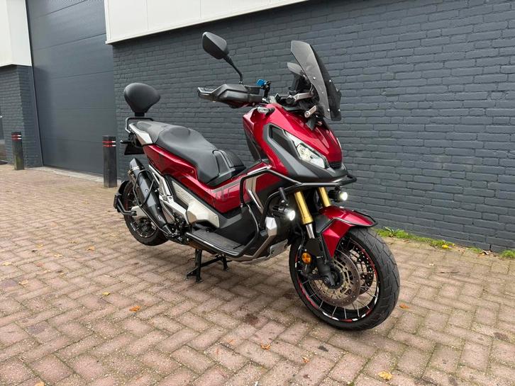 Honda XADV 750 AKRA LED MISTLAMP SHAD HEPCO&BECKER QUADLOCK, Motoren, Motoren | Honda, Particulier, Scooter, meer dan 35 kW, 2 cilinders