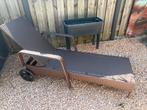 Ligbed Verstelbaar en Verrijdbaar, Tuin en Terras, Ophalen, Zo goed als nieuw, Verstelbaar