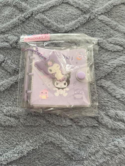 Sanrio Kuromi collect book, Verzamelen, Muziek, Artiesten en Beroemdheden, Nieuw, Boek, Tijdschrift of Artikel, Ophalen of Verzenden