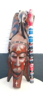 GROOT STAAND AFRIKAANS HOUTEN MASKER BAULE STAM SENEGAL 110H, Ophalen