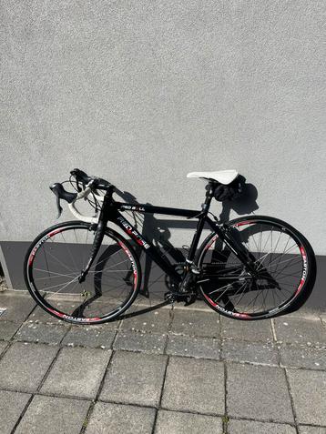 Mooie racefiets MAAR 9 kg in maat beschikbaar voor biedingen