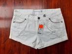 Amisu nieuwe witte shorts maat 36, Wit, Nieuw, Ophalen of Verzenden, W28 - W29 (confectie 36)