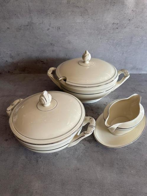 Oude dekschalen en sauskom merk Bavaria, Antiek en Kunst, Antiek | Servies compleet, Ophalen of Verzenden