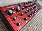 Behringer neutron incl. patchkabels en originele adapter, Muziek en Instrumenten, Synthesizers, Ophalen of Verzenden, Zo goed als nieuw