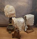 Set van 3 Oude Franse Mutsjes. "Uit Aletta's Tijd", Antiek en Kunst, Antiek | Kleding en Accessoires, Ophalen of Verzenden
