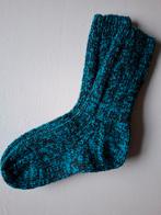 Dikke handgebreide sokken maat 38/39., Kleding | Dames, Sokken en Kousen, Ophalen of Verzenden, Nieuw, Zwart, Sokken en Kniesokken