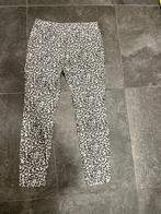 Broek tijger print maat 42, Kleding | Dames, Ophalen, Zo goed als nieuw, Maat 38/40 (M), Lang