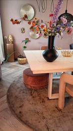 Eettafel wit met metalen onderstel, Huis en Inrichting, Tafels | Eettafels, Vierkant, Ophalen of Verzenden, Zo goed als nieuw