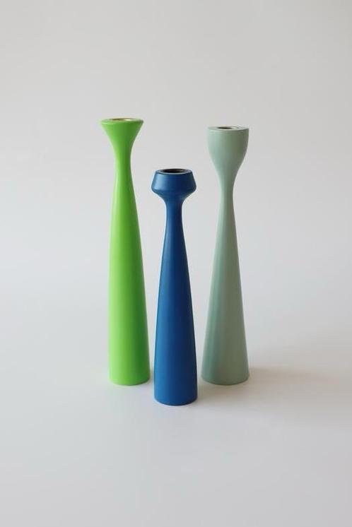 Applicata kandelaar hout groen Deens design, Huis en Inrichting, Woonaccessoires | Kandelaars en Kaarsen, Zo goed als nieuw, 25 tot 50 cm