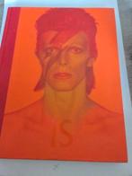 David Bowie - David Bowie IS, David Bowie, Ophalen of Verzenden, Zo goed als nieuw, Sport