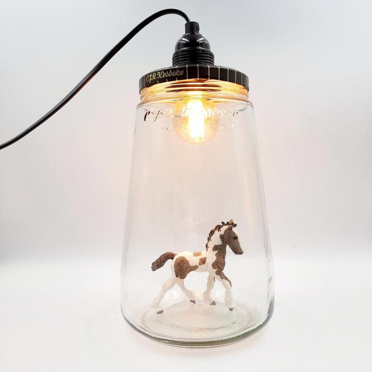 Kesbekelamp met Schleich pony | Schleich paardje Paardenlamp, Kinderen en Baby's, Kinderkamer | Inrichting en Decoratie, Nieuw