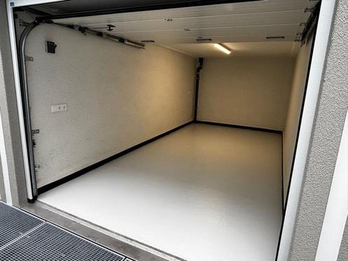 Te huur: prachtige garagebox Nijmegen (met eigen adres), Huizen en Kamers, Garages en Parkeerplaatsen, Gelderland