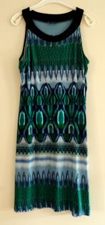 Fijn jurkje mouwloos pauw blauw groen wit zwart mt 44 46, Kleding | Dames, Ophalen of Verzenden, Zo goed als nieuw, Maat 42/44 (L)